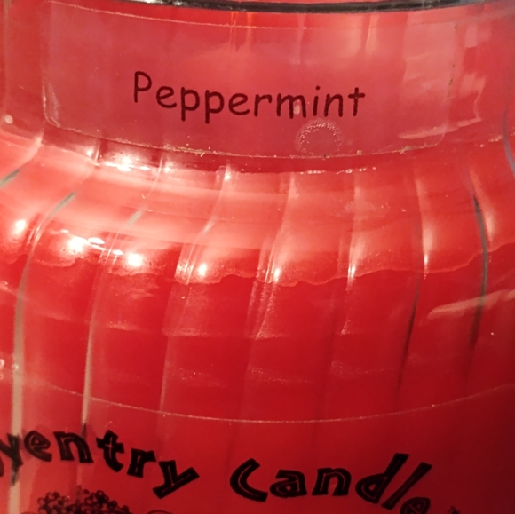 NEW!! COVENTRY CANDLE (Peppermint) - Picture 4 of 5